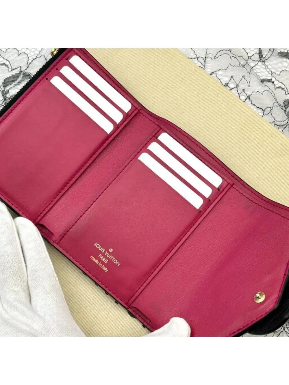 Louis Vuitton Portefeuille LV Pont Neuf Compact Wallet